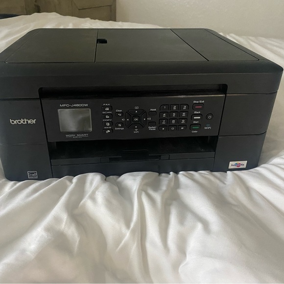 Full functioning printer. Wireless or US option - Picture 2 of 3